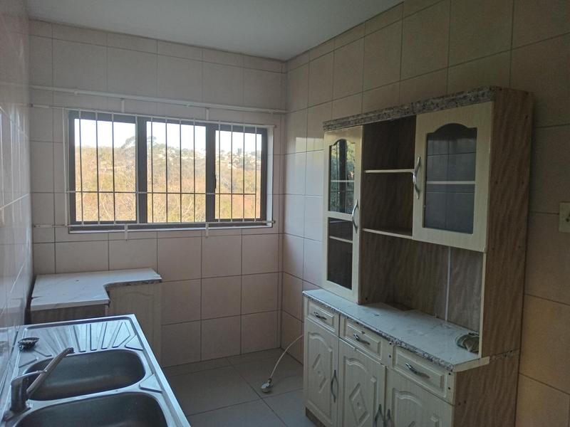 7 Bedroom Property for Sale in Clare Hills KwaZulu-Natal