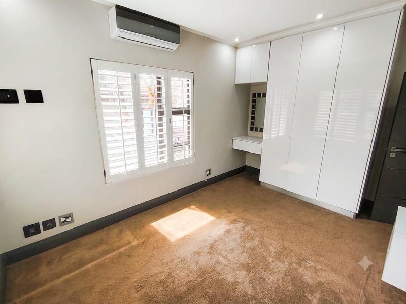4 Bedroom Property for Sale in La Lucia KwaZulu-Natal