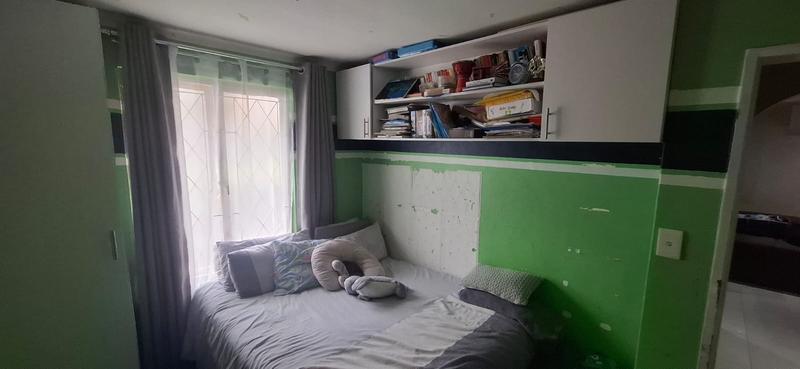 2 Bedroom Property for Sale in Sherwood KwaZulu-Natal