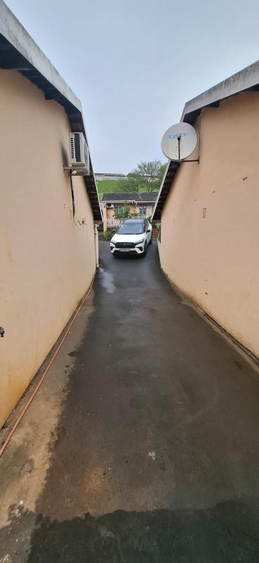 2 Bedroom Property for Sale in Sherwood KwaZulu-Natal