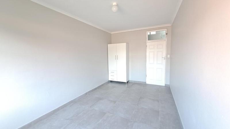 To Let 3 Bedroom Property for Rent in Sea View KwaZulu-Natal