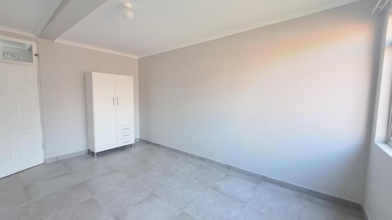 To Let 3 Bedroom Property for Rent in Sea View KwaZulu-Natal