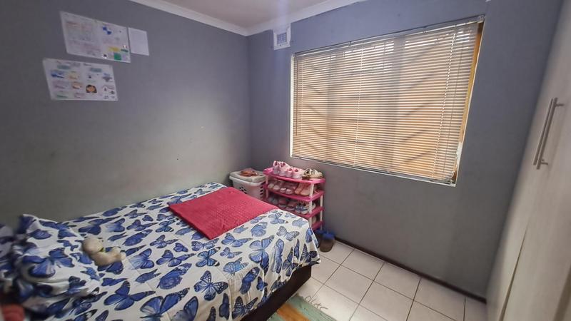 To Let 3 Bedroom Property for Rent in Umlazi KwaZulu-Natal