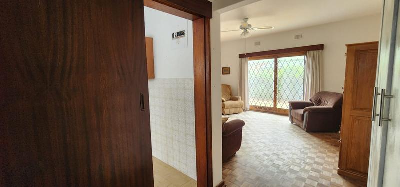 2 Bedroom Property for Sale in Umkomaas KwaZulu-Natal