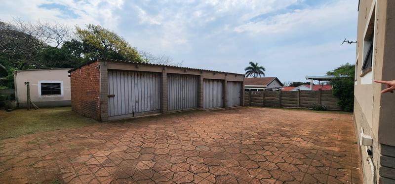 2 Bedroom Property for Sale in Umkomaas KwaZulu-Natal