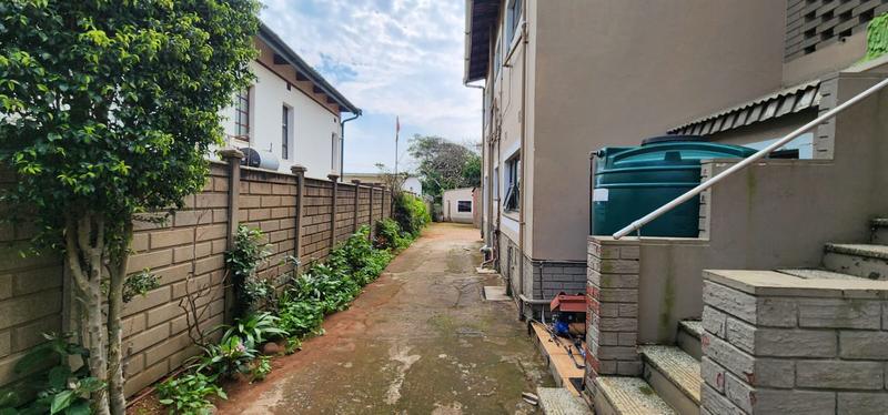 2 Bedroom Property for Sale in Umkomaas KwaZulu-Natal