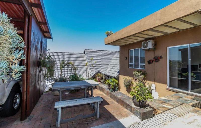 4 Bedroom Property for Sale in Amanzimtoti KwaZulu-Natal