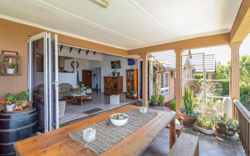 4 Bedroom Property for Sale in Amanzimtoti KwaZulu-Natal