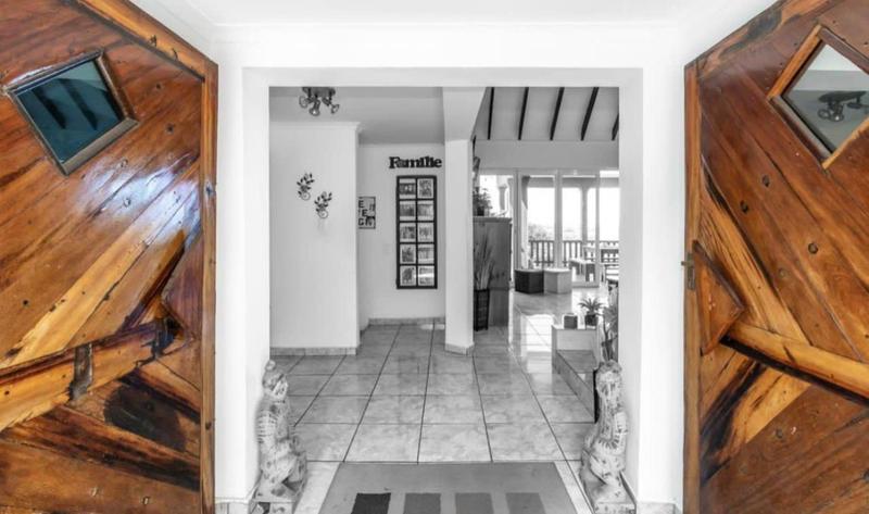 4 Bedroom Property for Sale in Amanzimtoti KwaZulu-Natal