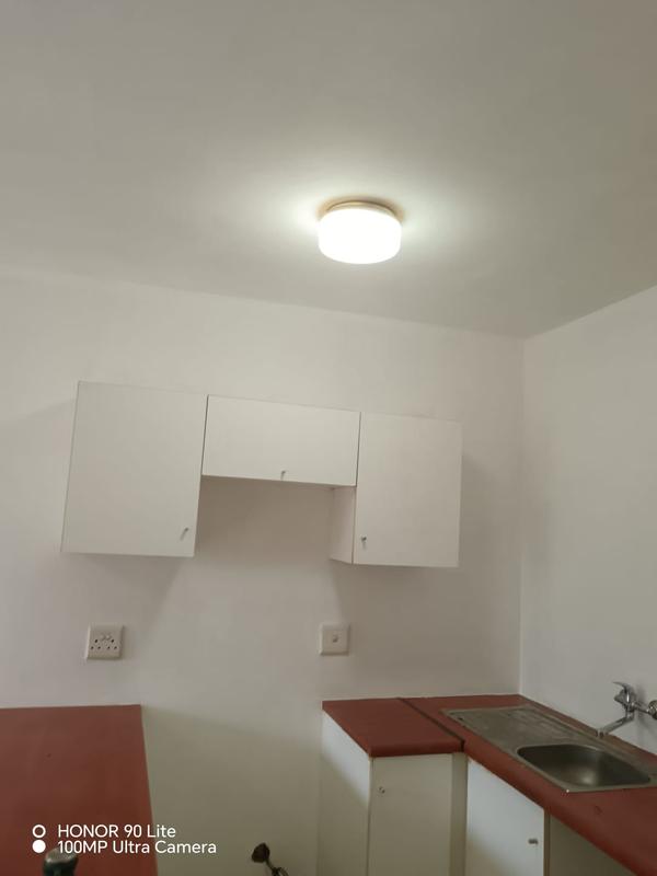 1 Bedroom Property for Sale in Bellair KwaZulu-Natal