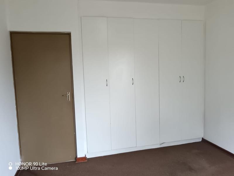 1 Bedroom Property for Sale in Bellair KwaZulu-Natal
