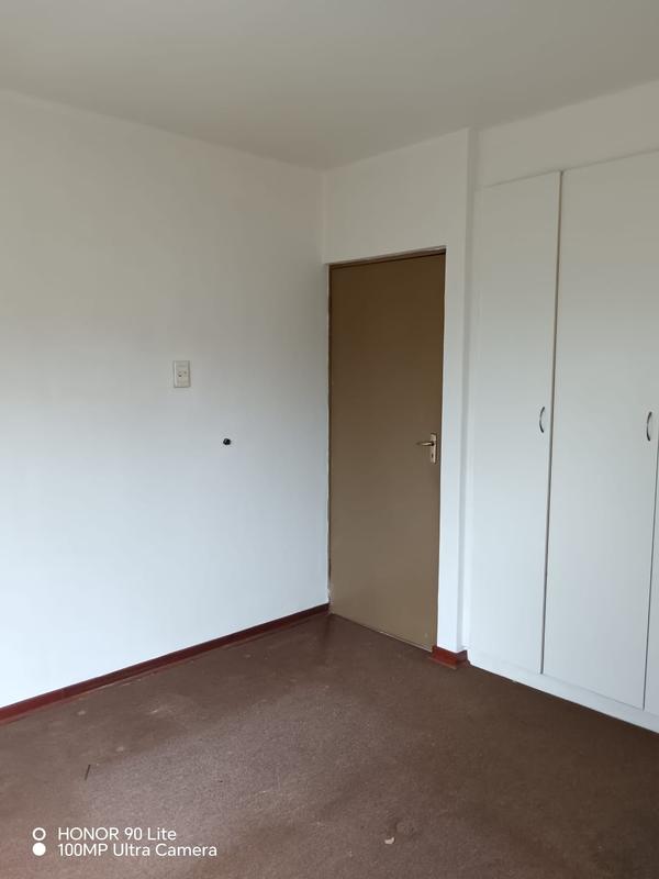 1 Bedroom Property for Sale in Bellair KwaZulu-Natal