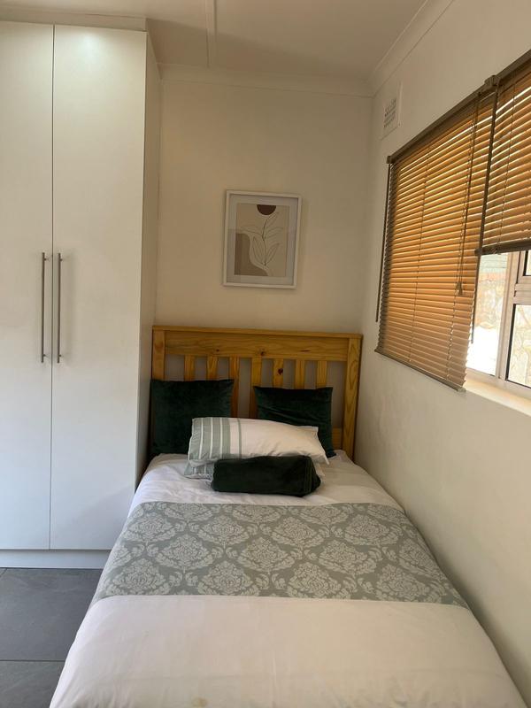 To Let 1 Bedroom Property for Rent in Umhlanga Rocks KwaZulu-Natal