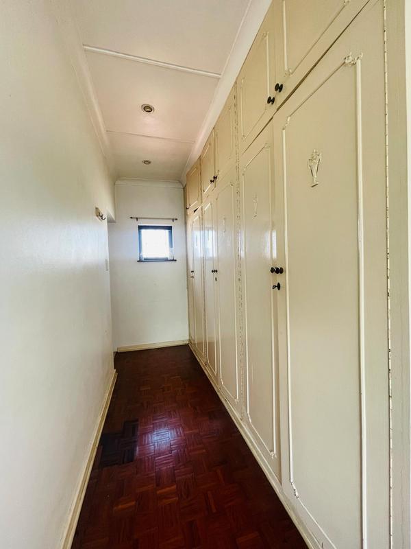 4 Bedroom Property for Sale in Amanzimtoti KwaZulu-Natal