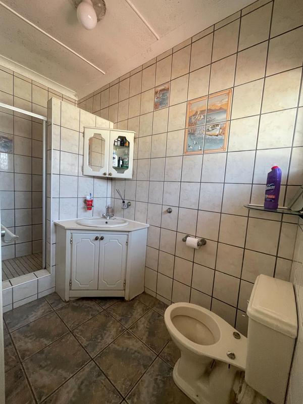 4 Bedroom Property for Sale in Amanzimtoti KwaZulu-Natal