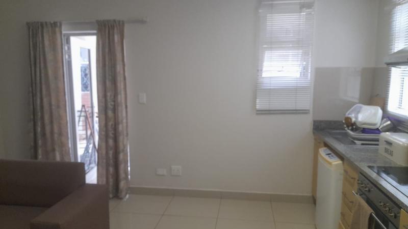 To Let 1 Bedroom Property for Rent in Umhlanga Ridge KwaZulu-Natal