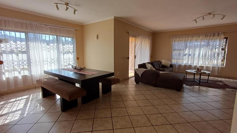 3 Bedroom Property for Sale in Aviary Hill KwaZulu-Natal