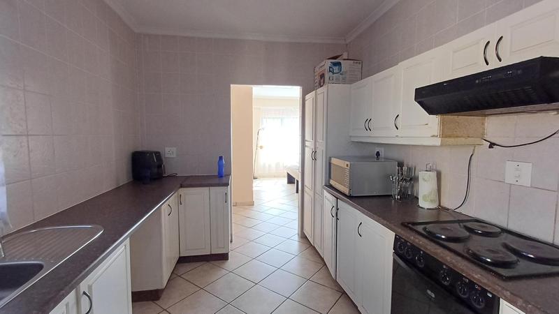 3 Bedroom Property for Sale in Aviary Hill KwaZulu-Natal