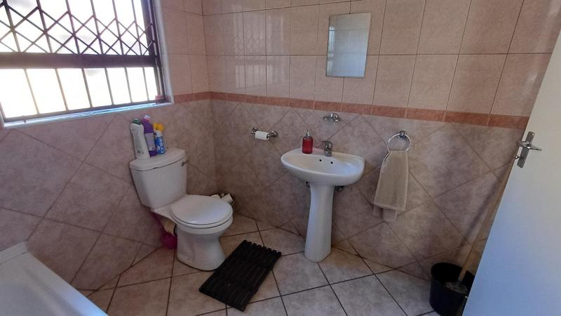 3 Bedroom Property for Sale in Aviary Hill KwaZulu-Natal