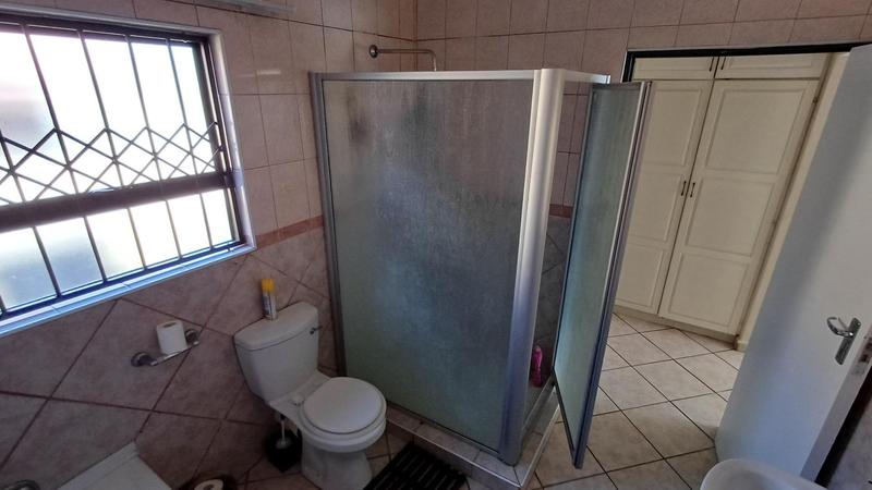 3 Bedroom Property for Sale in Aviary Hill KwaZulu-Natal