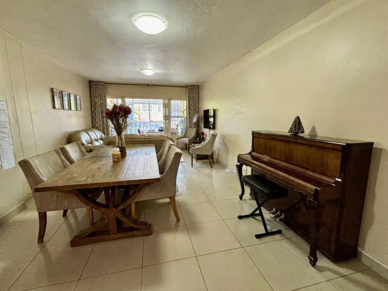 2 Bedroom Property for Sale in Musgrave KwaZulu-Natal