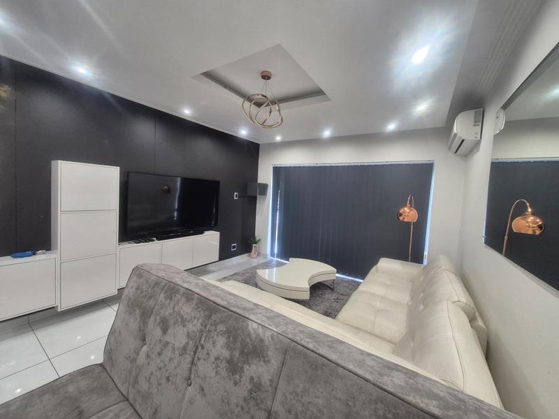 1 Bedroom Property for Sale in Durban North KwaZulu-Natal
