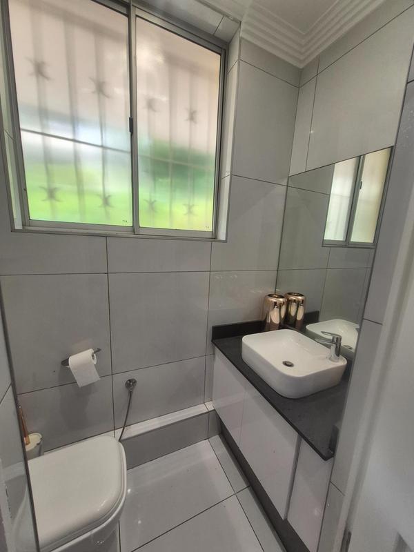 1 Bedroom Property for Sale in Durban North KwaZulu-Natal