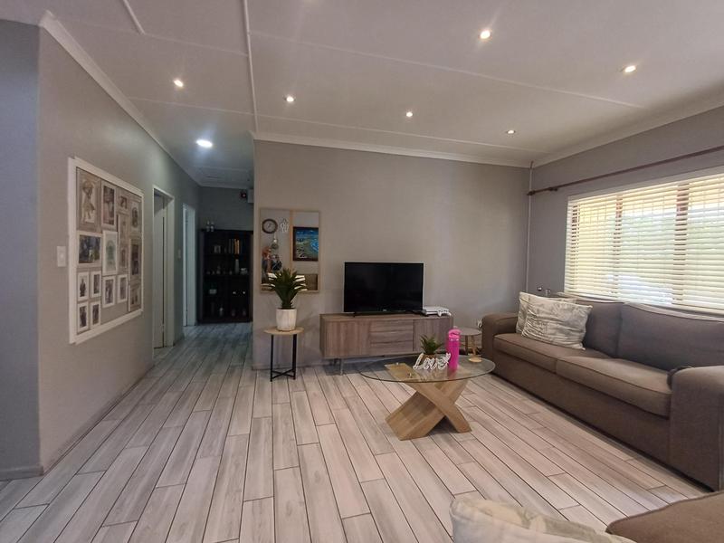 To Let 4 Bedroom Property for Rent in Greenwood Park KwaZulu-Natal