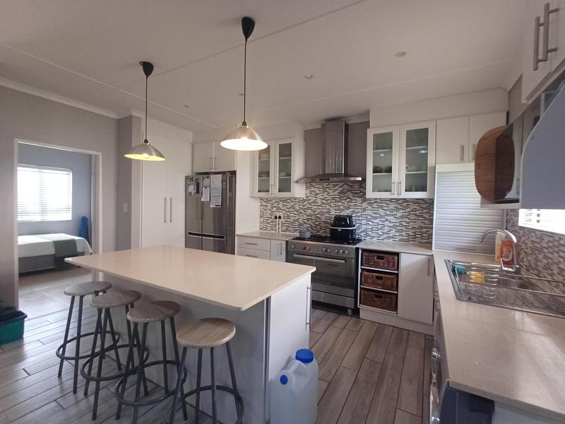 To Let 4 Bedroom Property for Rent in Greenwood Park KwaZulu-Natal