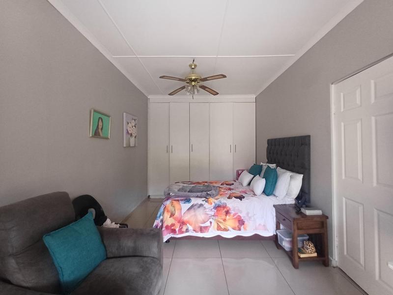 To Let 4 Bedroom Property for Rent in Greenwood Park KwaZulu-Natal