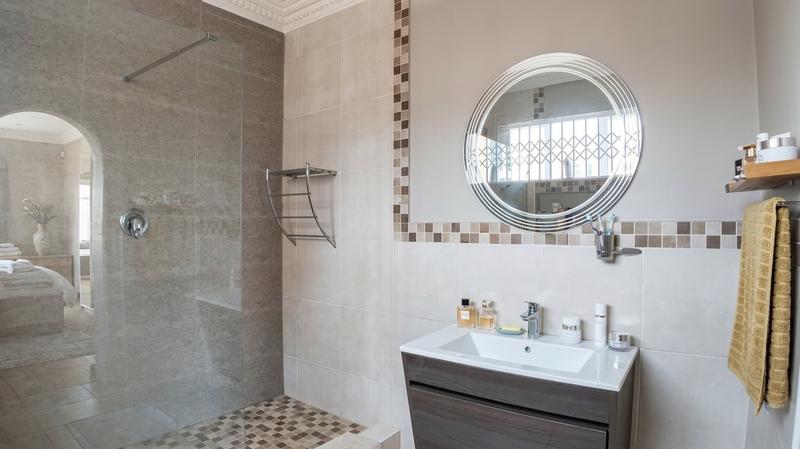 2 Bedroom Property for Sale in Essenwood KwaZulu-Natal