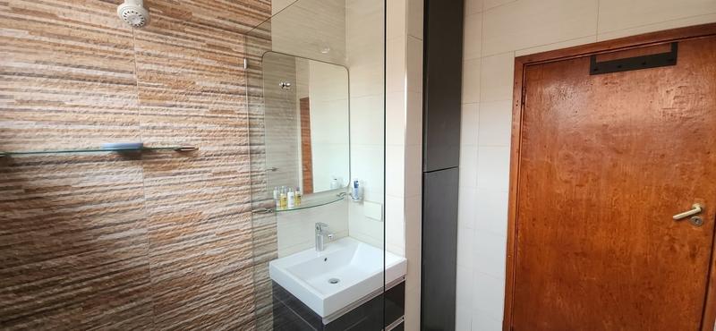 2 Bedroom Property for Sale in Essenwood KwaZulu-Natal