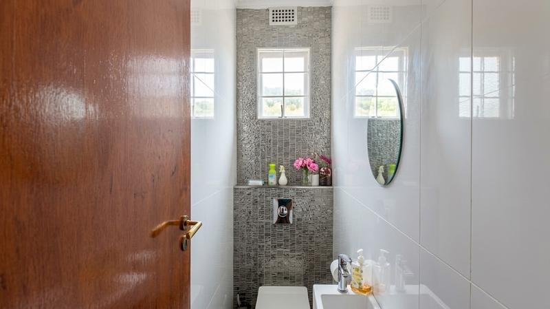 2 Bedroom Property for Sale in Essenwood KwaZulu-Natal