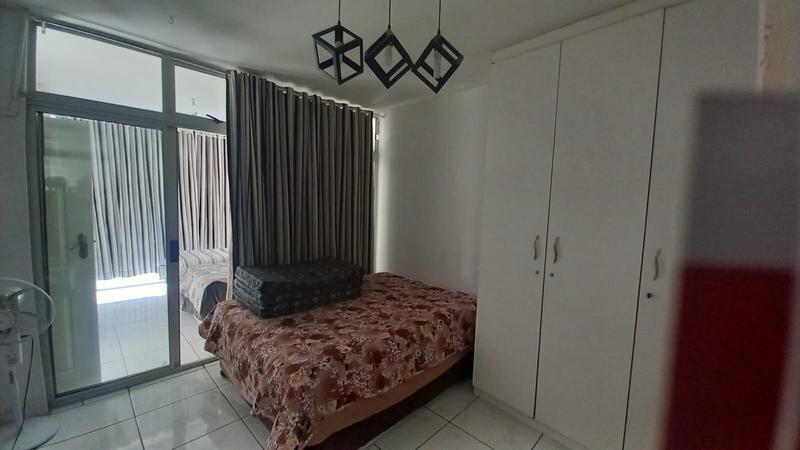 2 Bedroom Property for Sale in Windermere KwaZulu-Natal