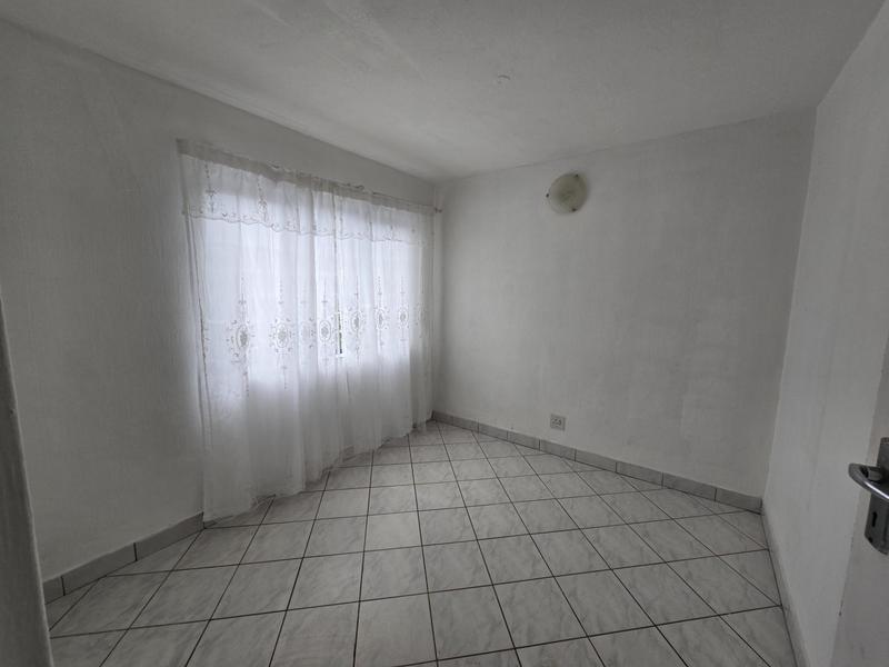 2 Bedroom Property for Sale in Scottburgh KwaZulu-Natal