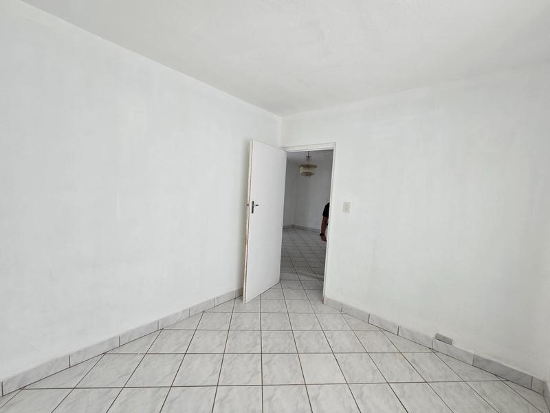2 Bedroom Property for Sale in Scottburgh KwaZulu-Natal