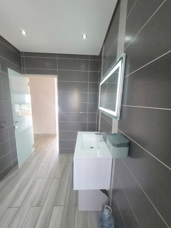 2 Bedroom Property for Sale in Riverside KwaZulu-Natal