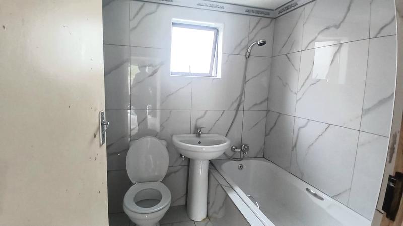 2 Bedroom Property for Sale in Umlazi KwaZulu-Natal