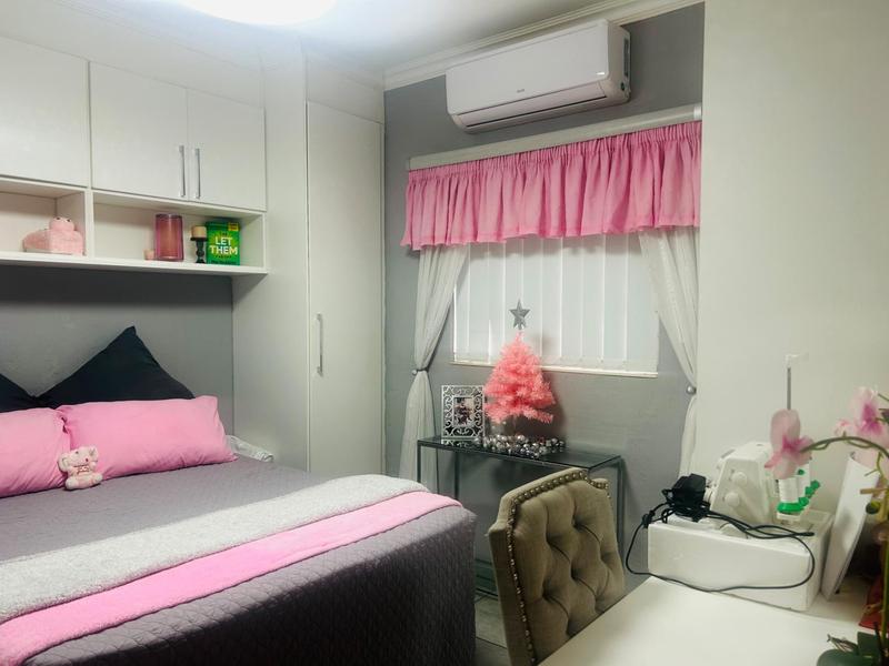 2 Bedroom Property for Sale in Arboretum KwaZulu-Natal