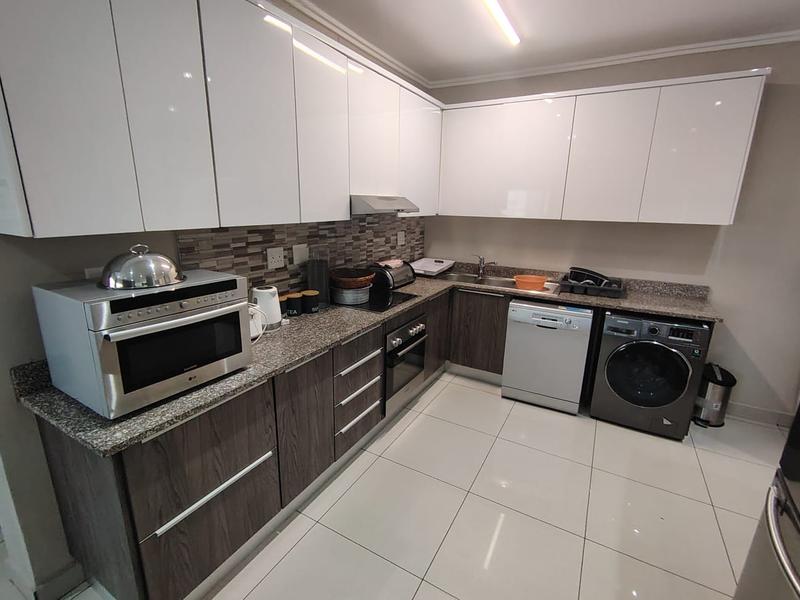 To Let 3 Bedroom Property for Rent in New Town Centre KwaZulu-Natal