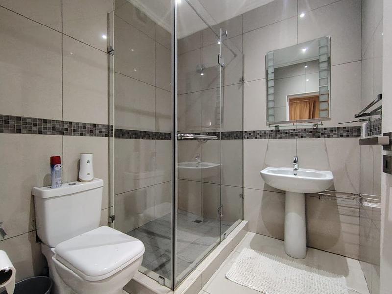 To Let 3 Bedroom Property for Rent in New Town Centre KwaZulu-Natal