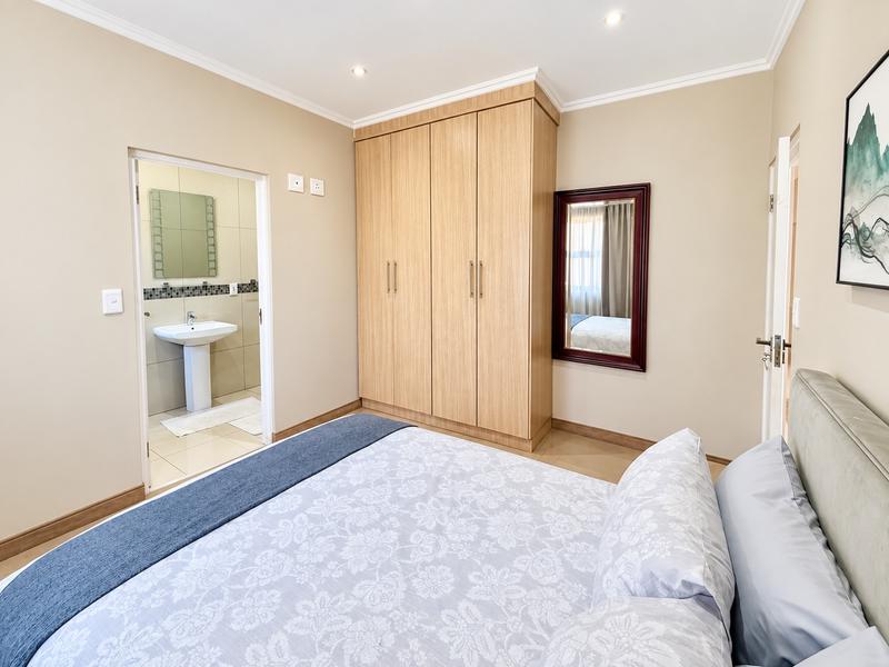 To Let 3 Bedroom Property for Rent in New Town Centre KwaZulu-Natal