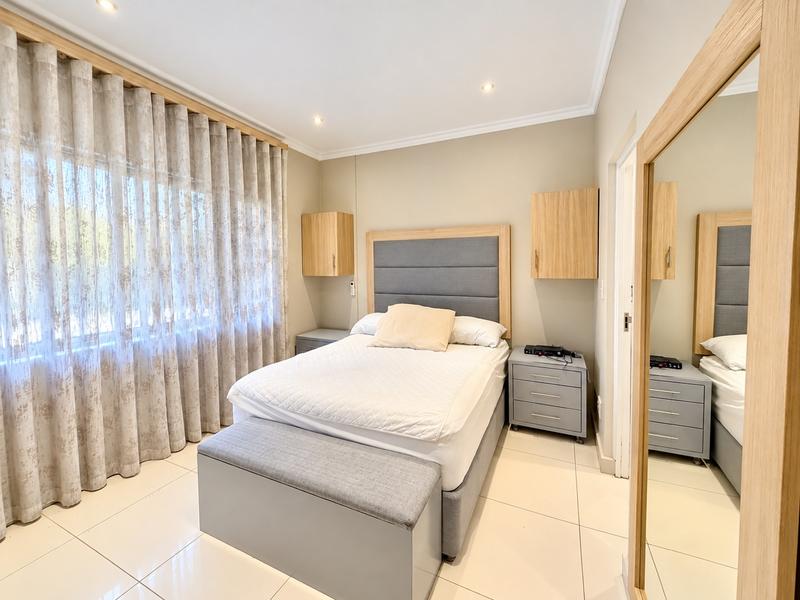2 Bedroom Property for Sale in New Town Centre KwaZulu-Natal
