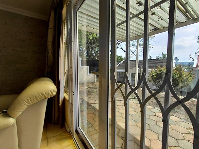 2 Bedroom Property for Sale in Sherwood KwaZulu-Natal