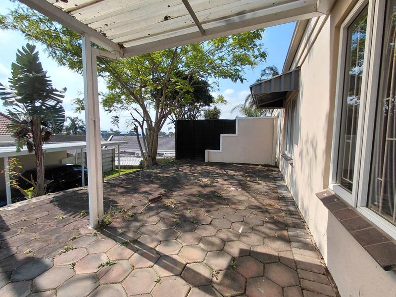 2 Bedroom Property for Sale in Sherwood KwaZulu-Natal