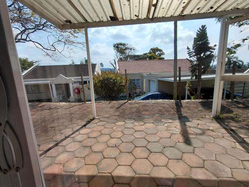 2 Bedroom Property for Sale in Sherwood KwaZulu-Natal