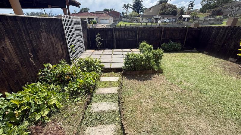 2 Bedroom Property for Sale in Kingsburgh KwaZulu-Natal