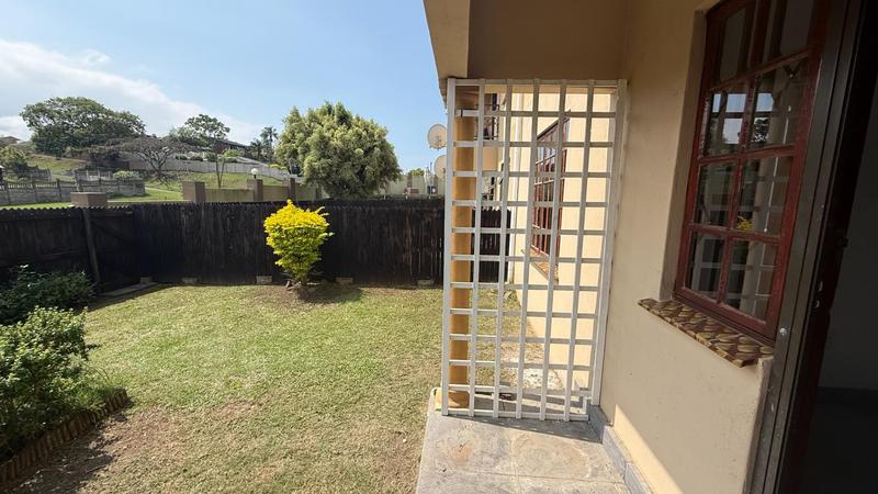 2 Bedroom Property for Sale in Kingsburgh KwaZulu-Natal