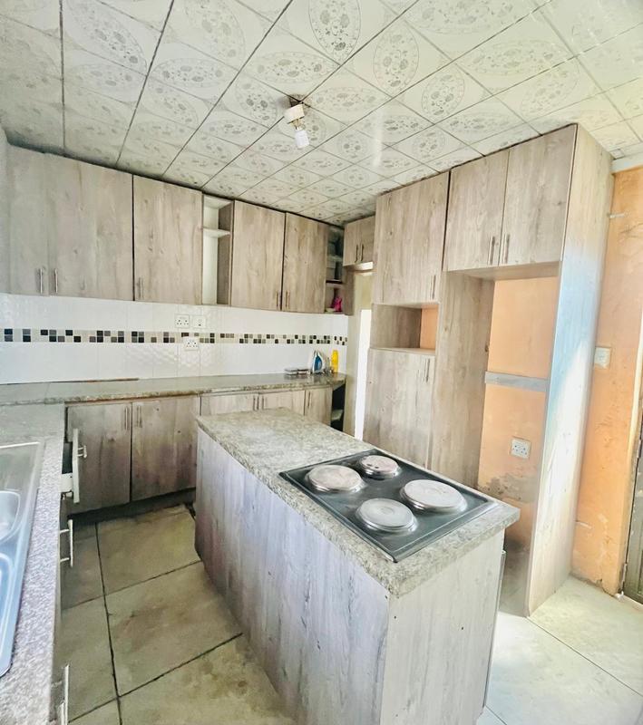 4 Bedroom Property for Sale in Folweni KwaZulu-Natal