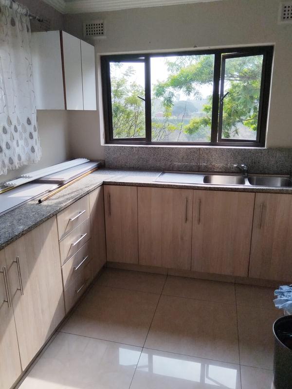To Let 2 Bedroom Property for Rent in Havenside KwaZulu-Natal